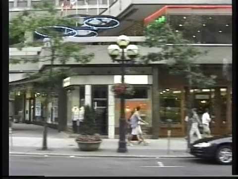 Toronto bus tour - UCvW8JzztV3k3W8tohjSNRlw