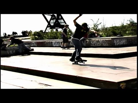 Camo & Krooked - Reminisce - Official (Camo Skateboard Video) - UCw49uOTAJjGUdoAeUcp7tOg