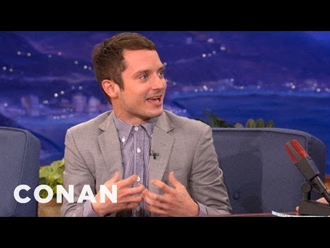 Elijah Wood Is Crazy About "Game Of Thrones" - CONAN on TBS - UCi7GJNg51C3jgmYTUwqoUXA
