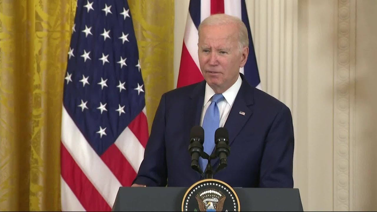 Biden: UK has Qualified Candidate to Lead NATO