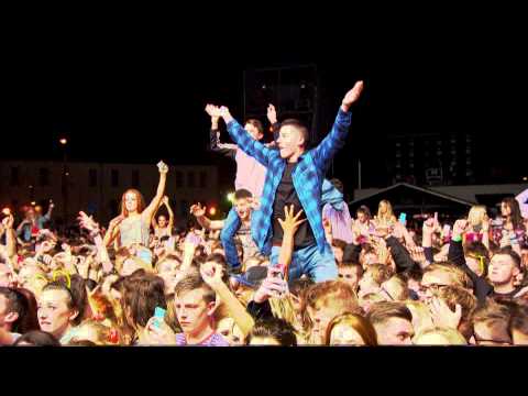 Afrojack - Turn Up The Speakers (Live from MTV Crashes Derry-Londonderry 2014)