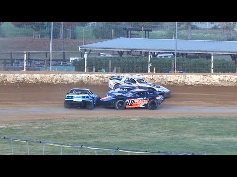 Kihikihi Speedway - King Country Saloons champs - 7/5/22 - dirt track racing video image