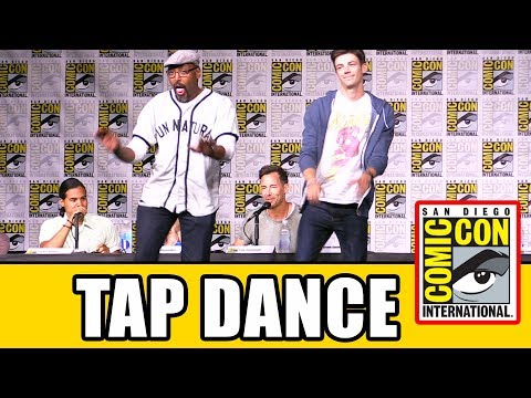 Grant Gustin & Jesse L Martin TAP DANCE Live at The Flash Season 3 Comic Con Panel - UCS5C4dC1Vc3EzgeDO-Wu3Mg