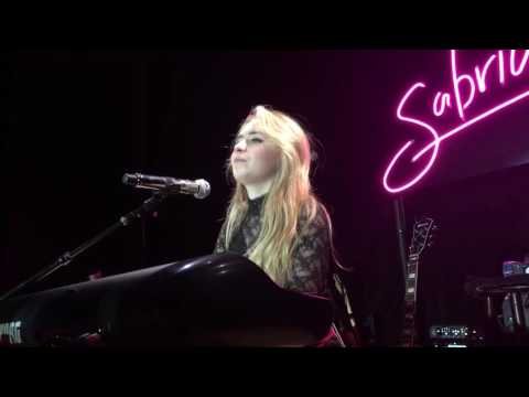 Sabrina Carpenter - Shadows (Live)