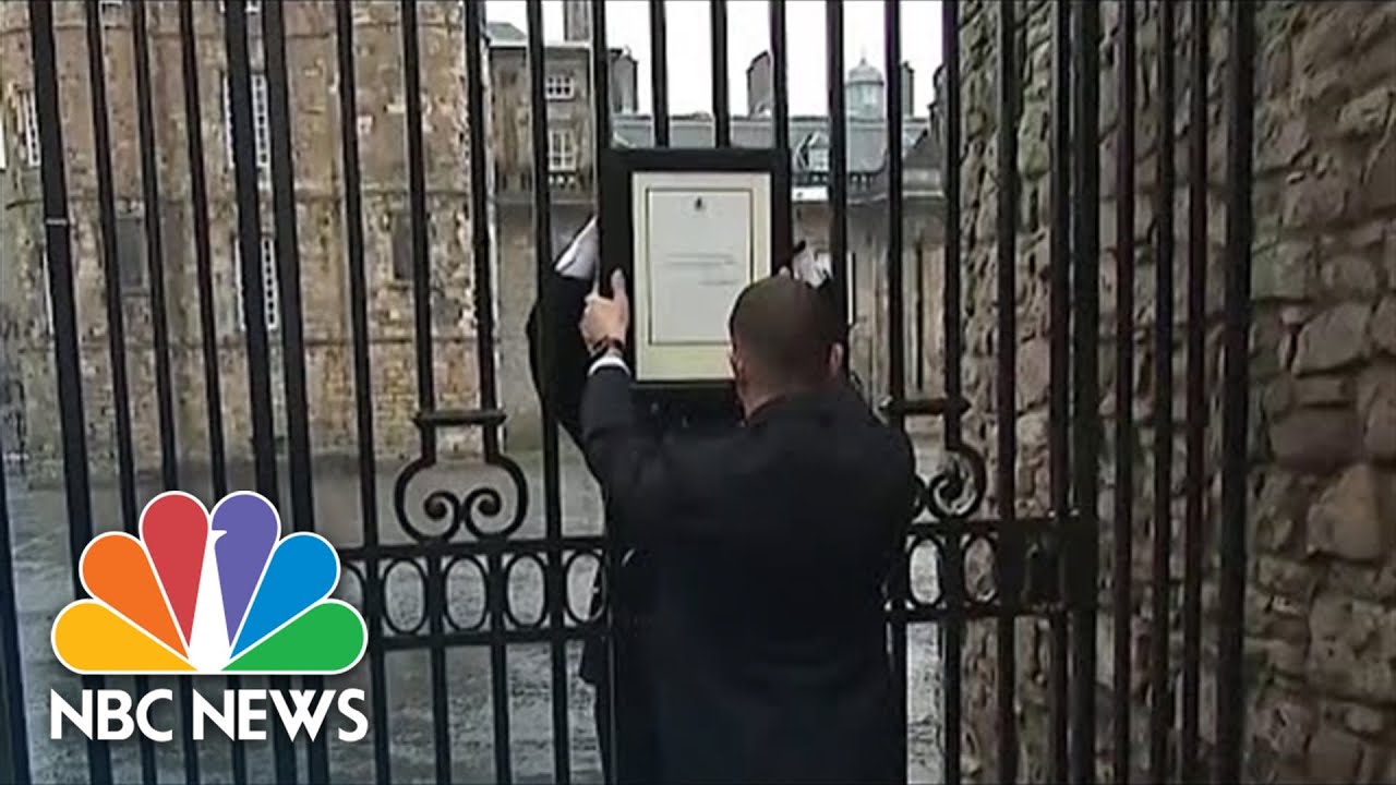 Watch: Proclamation Of Queen Elizabeth’s Death Posted At Balmoral Castle