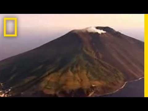 Volcano 101 | National Geographic - UCpVm7bg6pXKo1Pr6k5kxG9A