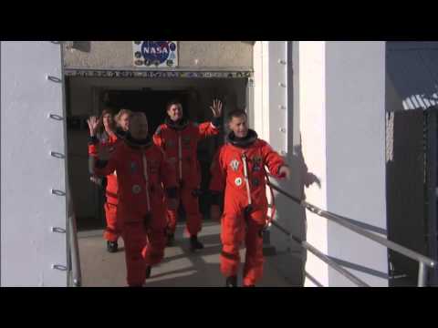 NASA Unveils 2013 Astronaut Class | Video - UCVTomc35agH1SM6kCKzwW_g