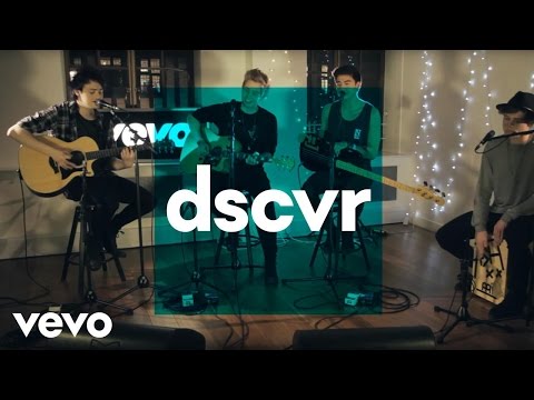 5 Seconds of Summer - She Looks So Perfect - VEVO dscvr (Live) - UC-7BJPPk_oQGTED1XQA_DTw