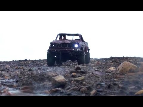 RC ADVENTURES - Top Gear UK Replica "To Kill a Toyota" - Toyota Hilux, the CHAMP - UCxcjVHL-2o3D6Q9esu05a1Q