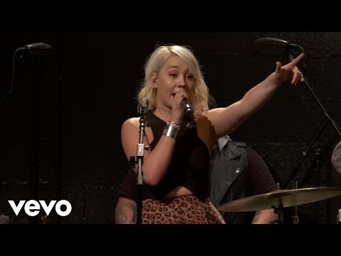 RaeLynn - If You Left It Up To Me - Vevo dscvr (Live) - UC2pmfLm7iq6Ov1UwYrWYkZA