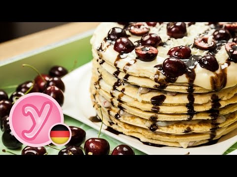 PANCAKE KUCHEN mit KIRSCHEN und WEIßER SCHOKOLADE - super einfach und lecker aus Pfannkuchen - UC990hStWQ3tgj1Zk_ASTRoQ