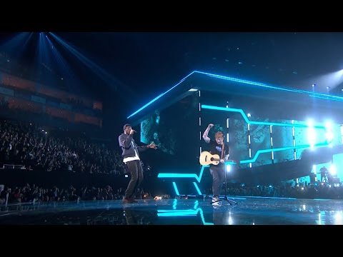 Ed Sheeran – Castle On The Hill & Shape Of You feat. Stormzy [Live from the Brit Awards 2017] - UC0C-w0YjGpqDXGB8IHb662A