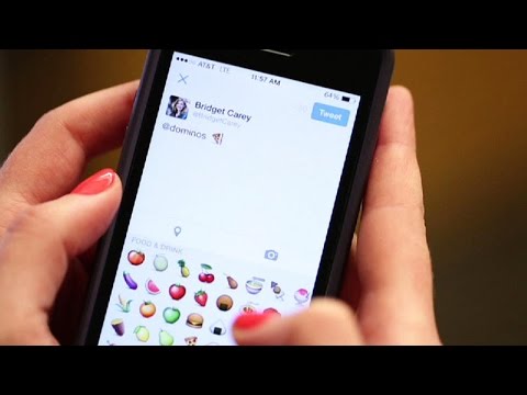 CNET Update - Pizza via emoji: Marketers ride texting craze with branded icons - UCOmcA3f_RrH6b9NmcNa4tdg