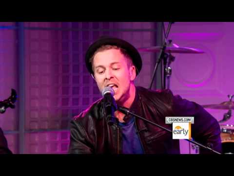 One Republic Performs "Secrets" - UClzCn8DxRSCuMFv_WfzkcrQ