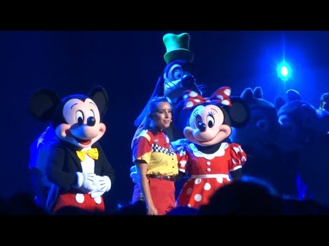 Disney Parks musical tribute performances during Parks and Resorts presentation - D23 Expo 2017 - UCYdNtGaJkrtn04tmsmRrWlw