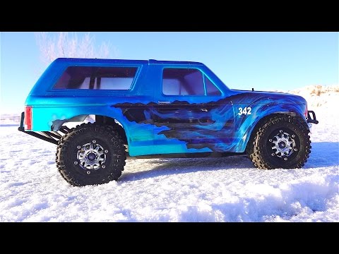 RC ADVENTURES - TRAXXAS SLASH ULTiMATE 4x4 - 342 FORD BRONCO - W/ ESS-One Sound Kit - UCxcjVHL-2o3D6Q9esu05a1Q