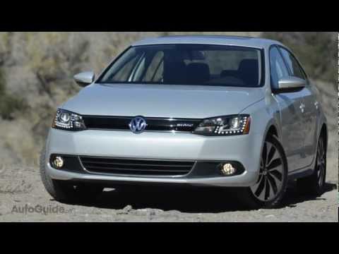 2013 Volkswagen Jetta Hybrid Review - Going green without the drawbacks - UCV1nIfOSlGhELGvQkr8SUGQ