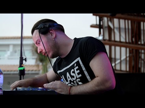 Duke Dumont from Radio 1 in Ibiza HD - UC-FQUIVQ-bZiefzBiQAa8Fw