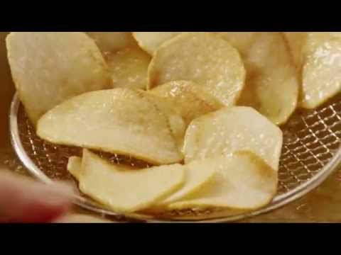 Snack Recipes - How to Make Homestyle Potato Chips - UC4tAgeVdaNB5vD_mBoxg50w