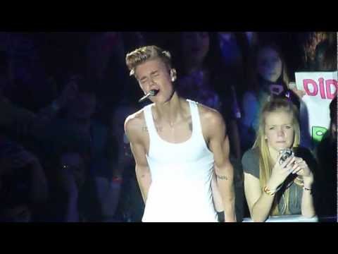 Justin Bieber - Out Of Town Girl - live Manchester 22 february 2013 - HD