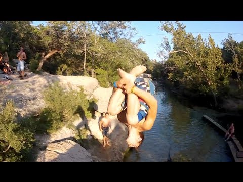 Gainer jump at Jacob's well in Wimberley, Texas - UCTs-d2DgyuJVRICivxe2Ktg