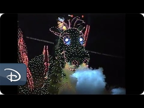 Unusual Return of 'Main Street Electrical Parade' | Walt Disney World - UC1xwwLwm6WSMbUn_Tp597hQ