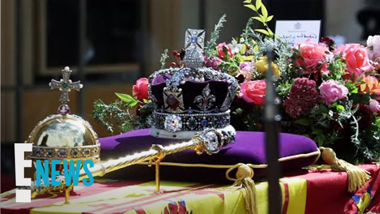 Queen Elizabeth II’s Casket Flowers: Sweet Message & Surprise Spider | E! News