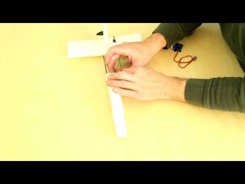 VAS Gremlin airplane build video - UCeK6fHS_XaXc2mN2f82j1DA