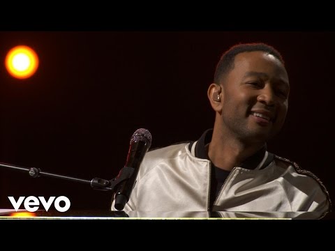 John Legend - Green Light (Live on the Honda Stage at iHeartRadio Theater LA) - UCNnnwVSI5Ndo2I4Y-LPuuew