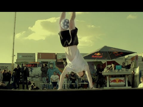 Life with a Ball - Freestyle Football and the Red Bull Street Style Qualifiers in Argentina - UCblfuW_4rakIf2h6aqANefA