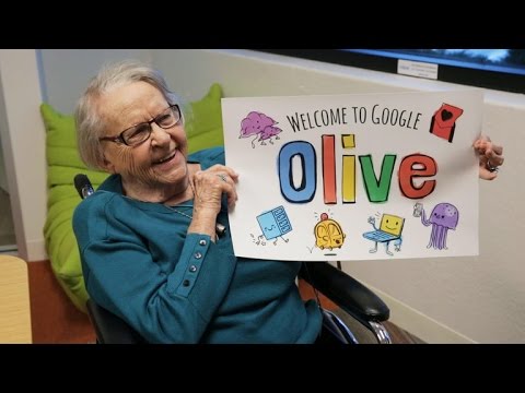 CNET News - 97-year-old visits Google - UCOmcA3f_RrH6b9NmcNa4tdg