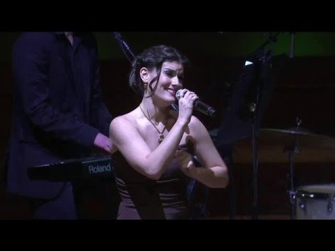 Musical Opener | Crunchies 2013 - UCCjyq_K1Xwfg8Lndy7lKMpA