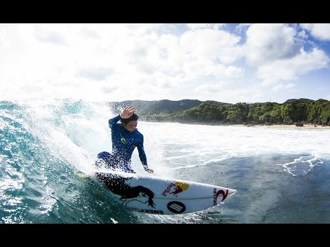 World Tour dreams with surfing phenom Hiroto Arai - UCblfuW_4rakIf2h6aqANefA