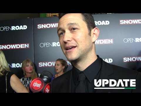 Joseph Gordon-Levitt says he wants Snowden pardoned (CNET Update) - UCOmcA3f_RrH6b9NmcNa4tdg