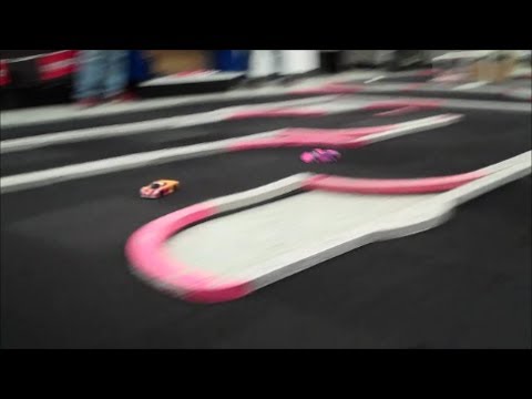 Mini Z Racing Still Going On At Hobby Town Orland Park - UCwGwAThShUfwCZ3OTelCPug