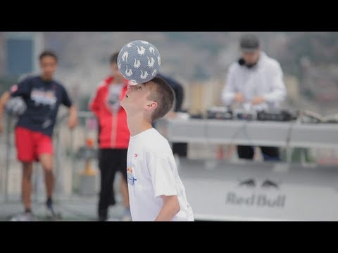 Freestyle Soccer on a Heliport - Red Bull Street Style Qualifiers 2012 - UCblfuW_4rakIf2h6aqANefA