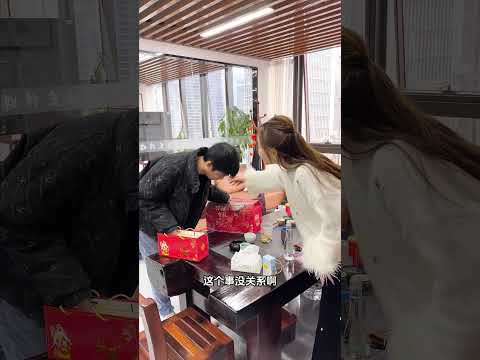 员工来还钱,环环怎么还要给他钱!#保姆#家庭#记录真实生活#正能量剧情 #情感 #短剧