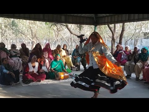 मैं ठैके टोकणी चाली, एक फोजी छूटी आवे स।🙏🙏#dance #hariyanvisong #trending #bhajan #viral #funny..💃💃