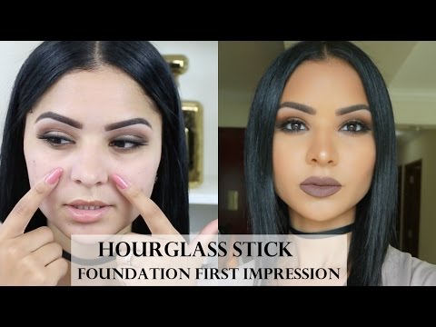 Hourglass Vanish Foundation Stick Review | Oily Skin - UC4RRwAtw2dLrPvbl8VKGvHA