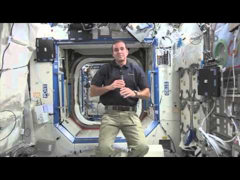 Orbiting NASA Astronaut Talks Station Malfunction With SPACE.com | Video - UCVTomc35agH1SM6kCKzwW_g