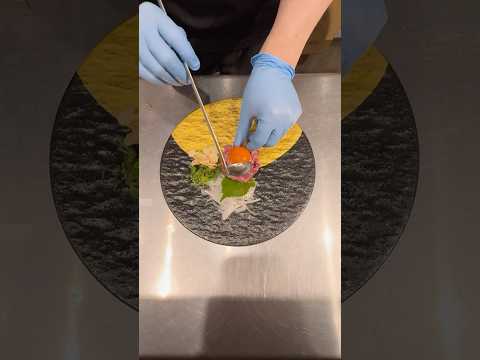 駅前で肉食うならココ!厳選された近江牛のハラミユッケ!旨いです!#shorts #japanesefood #焼肉