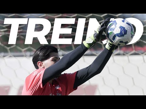 FLAMENGO SE PREPARA PARA ENFRENTAR O SANTOS