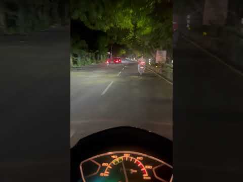 Raat ki hatheli ✋ per #night #nightview #nightout #masti #love #song #vlog #trending #tour #lucknow