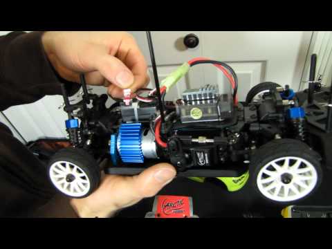 Arctic Hobby Land Rider 305 307 & 309 RC Cars Unboxing & Test Drive Linus Tech Tips - UCXuqSBlHAE6Xw-yeJA0Tunw