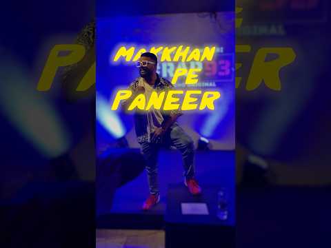 Kavira doing Bakchodi while performing live on stage | Bro chill Kar #desihiphop #liveperformance