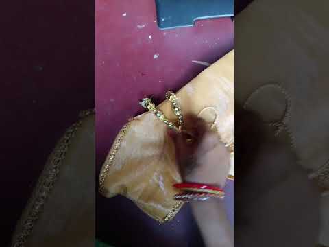 chal Chandigarh Gwalior mujhe Tera gaon pasand hai 👩‍❤️‍👨🥰👌💯💅 #trending #song #blouse