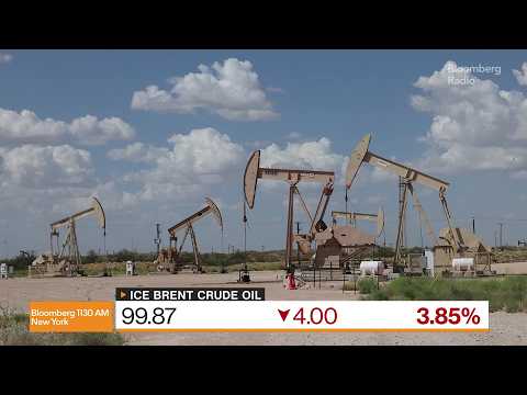 Oil Drops Below $100 With Focus on Hormuz Flows, Diplomacy