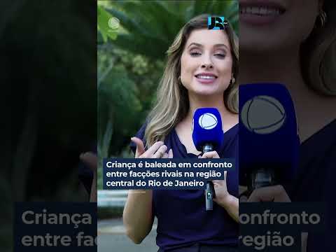 Criança é baleada em confronto entre facções rivais na região central do RJ #Shorts #JornalDaRecord