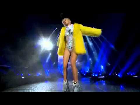 Miley Cyrus - Someone Else (Live from Bangerz Tour) 🅴