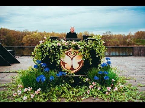 100 Days until Tomorrowland | Paul Kalkbrenner - LIVE - UCsN8M73DMWa8SPp5o_0IAQQ